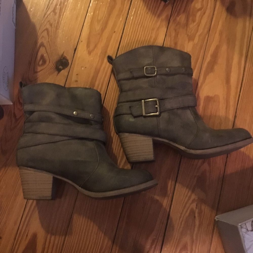Cute grey booties